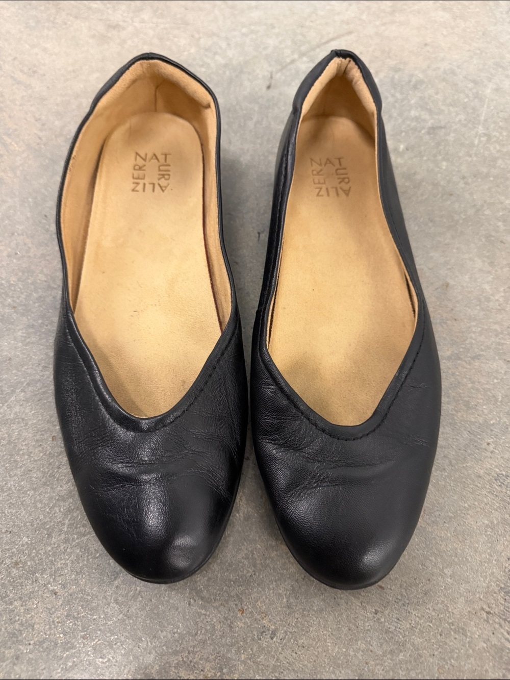 Naturalizer Black Leather Slip-On Ballet Flats